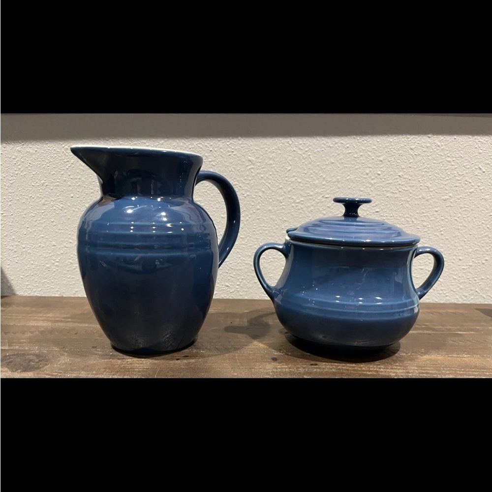 Le Creuset Cream Pitcher & Sugar Bowl  Stoneware Blue